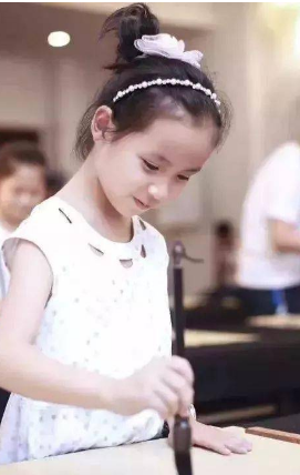 学习书法的孩子有什么不同 学习书法的孩子有什么好处